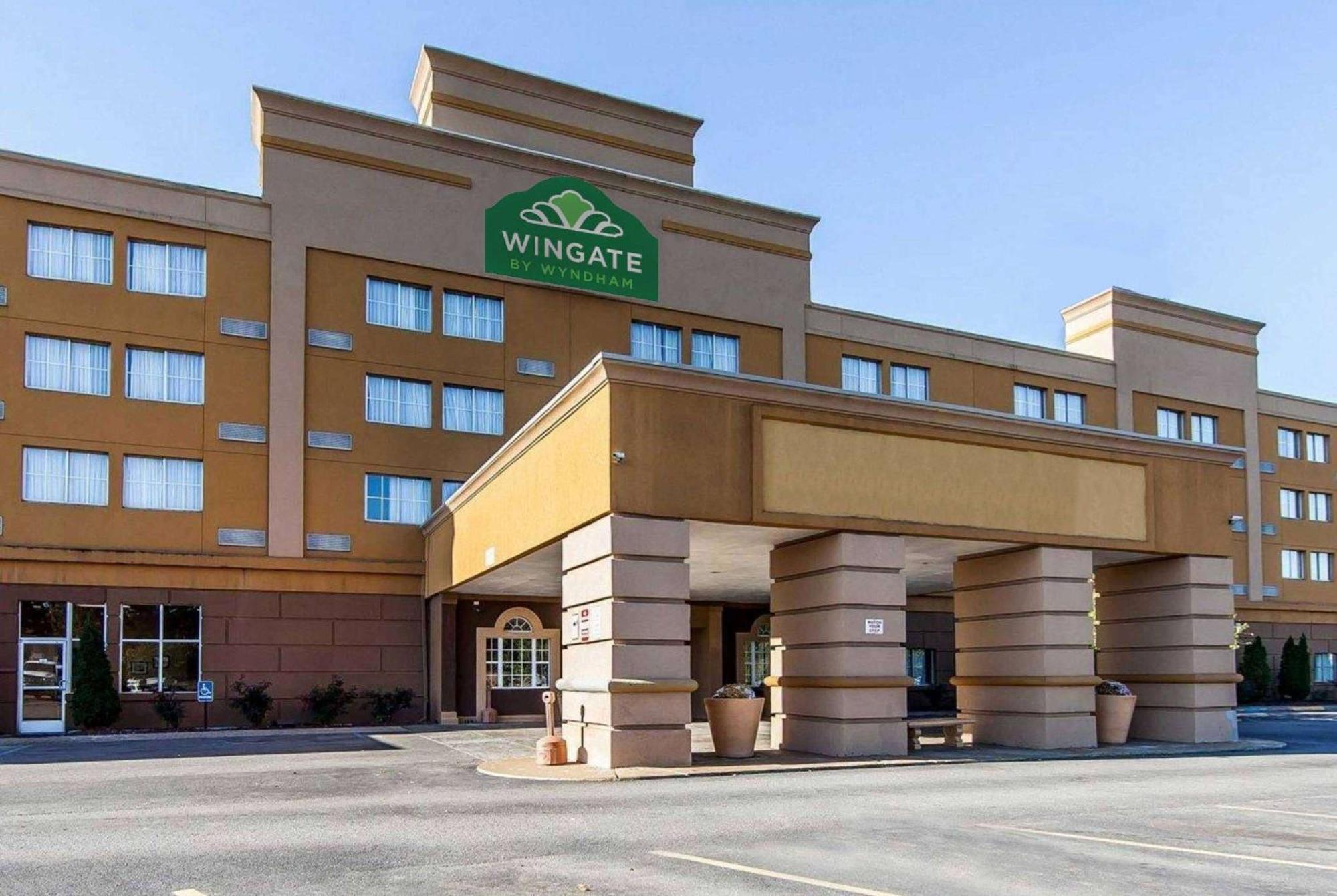 Hotel Wingate By Wyndham Marietta Conference Center Ohio Exterior foto